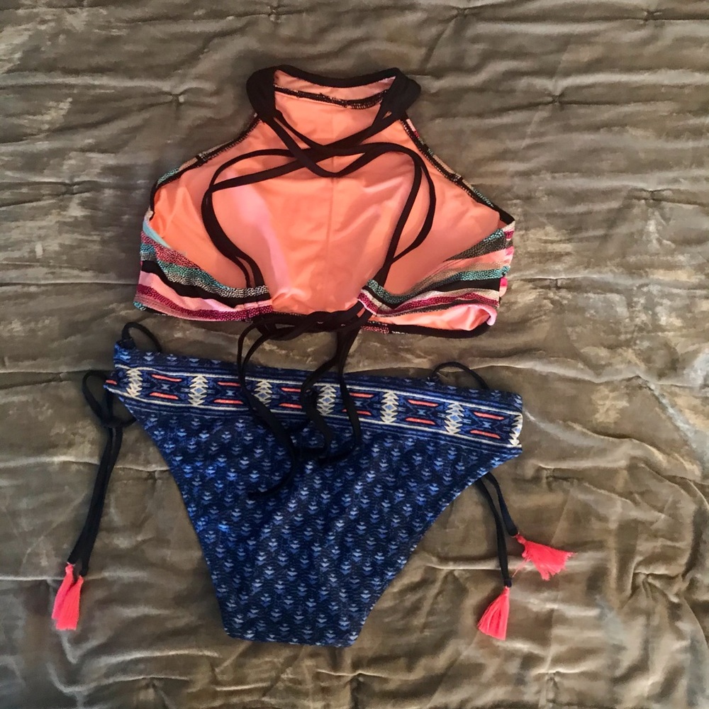 Native Vibe Bikini - Picture 2 of 3